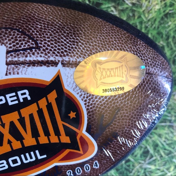 2004 Super Bowl XXXVIII Officially Licensed NFL T-Shirt Blue L - Picture 2 of 7